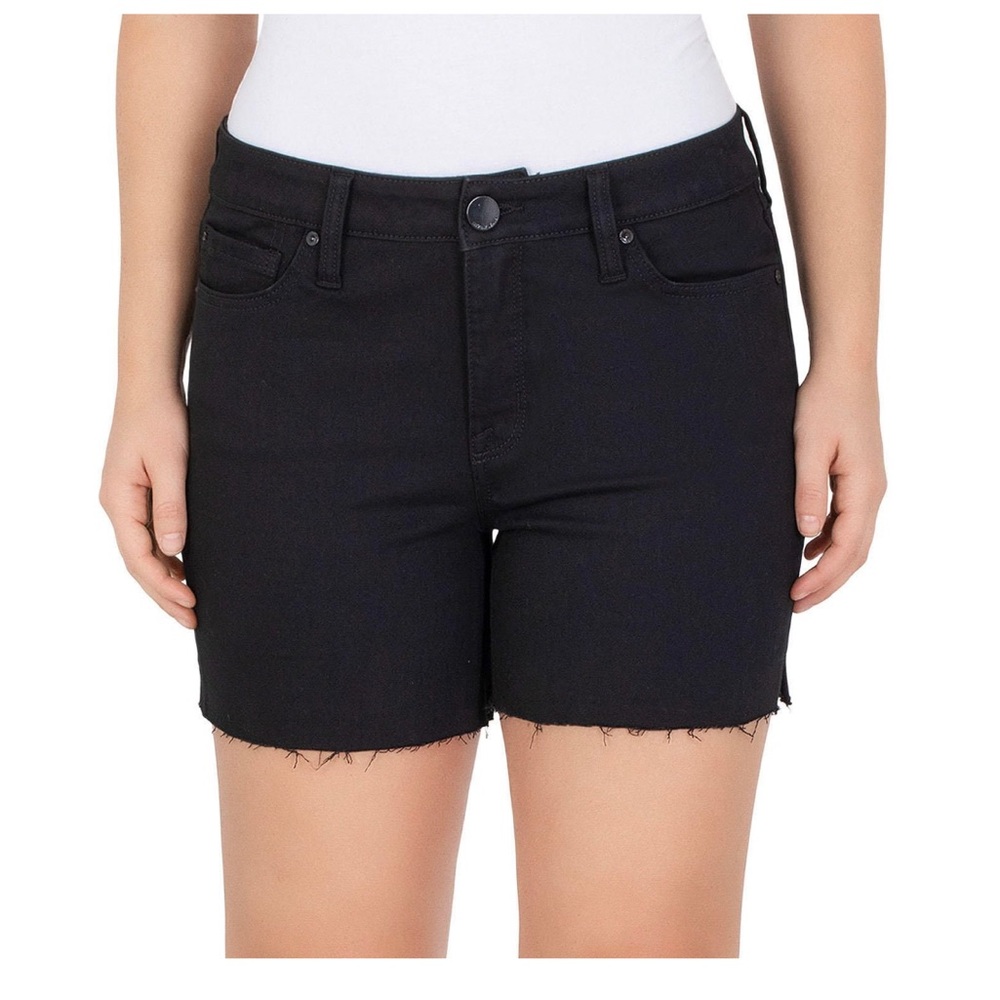 Seven7 women’s weekend shorts